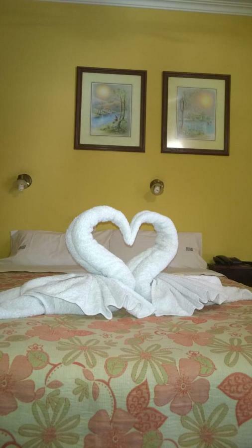 Hotel San Martin Reconquista Zewnętrze zdjęcie